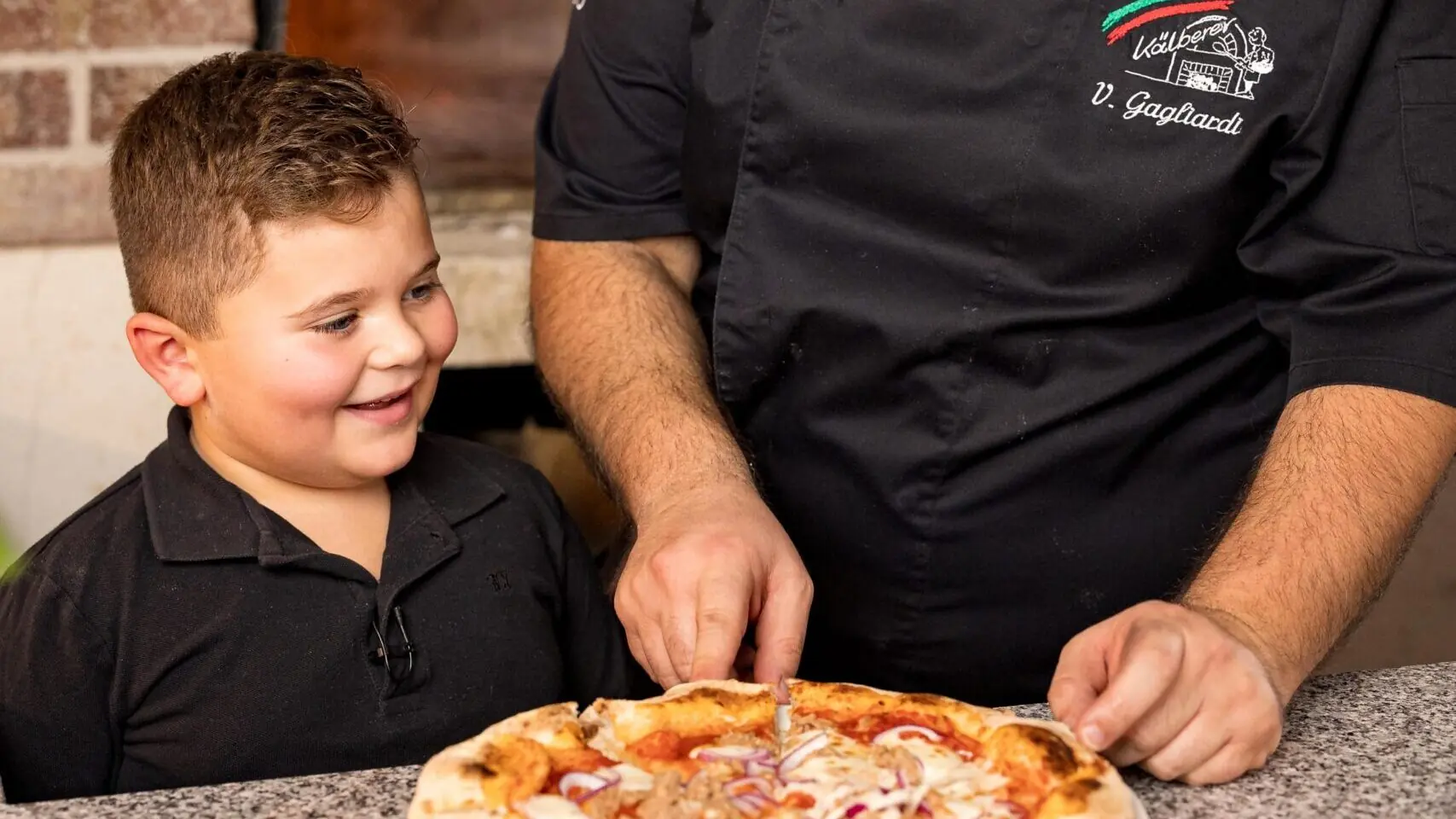 Philippo Gagliardi – Kleiner Glücksbringer von Pizza Pino