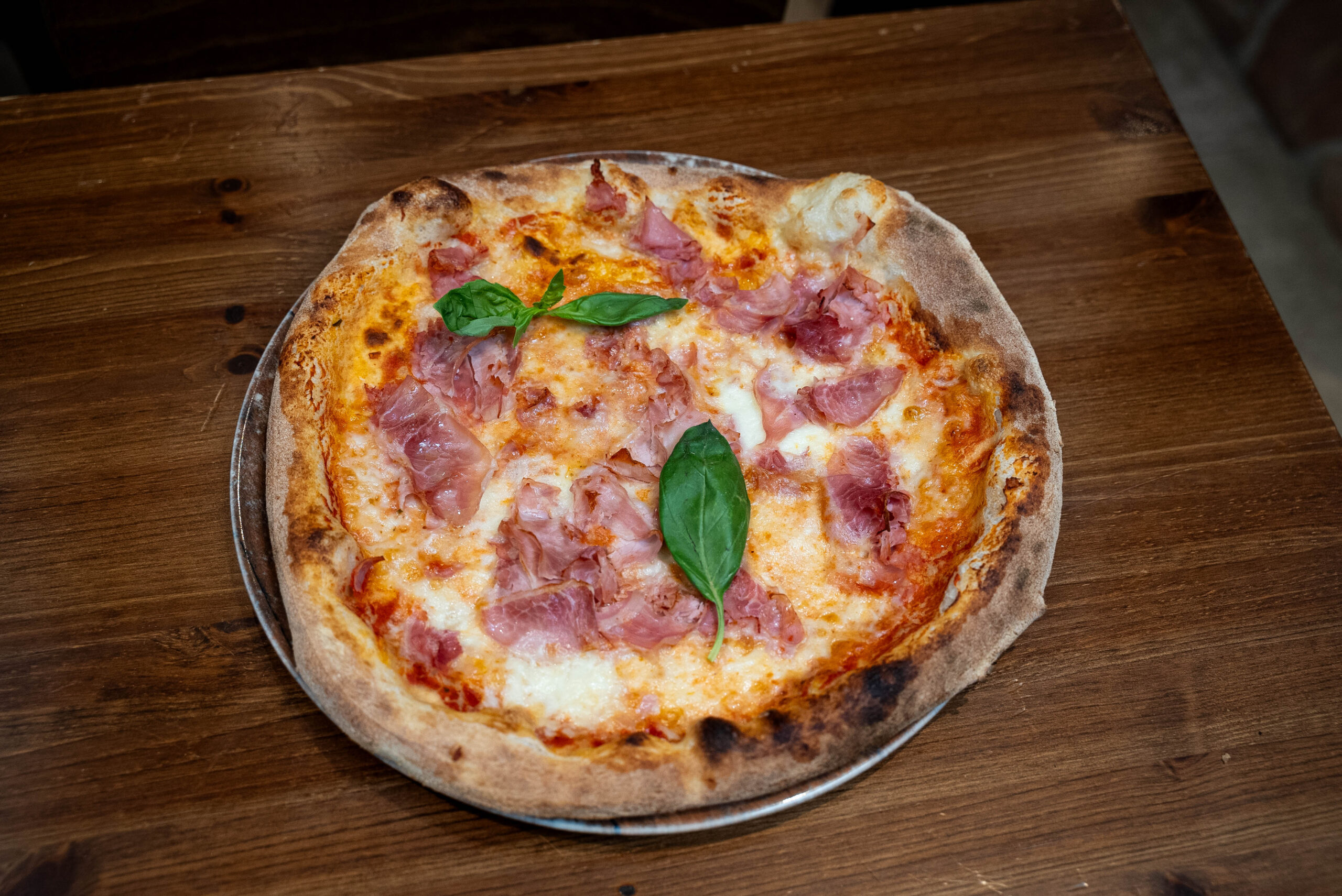 Pizza Ape – Stimmung & Licht